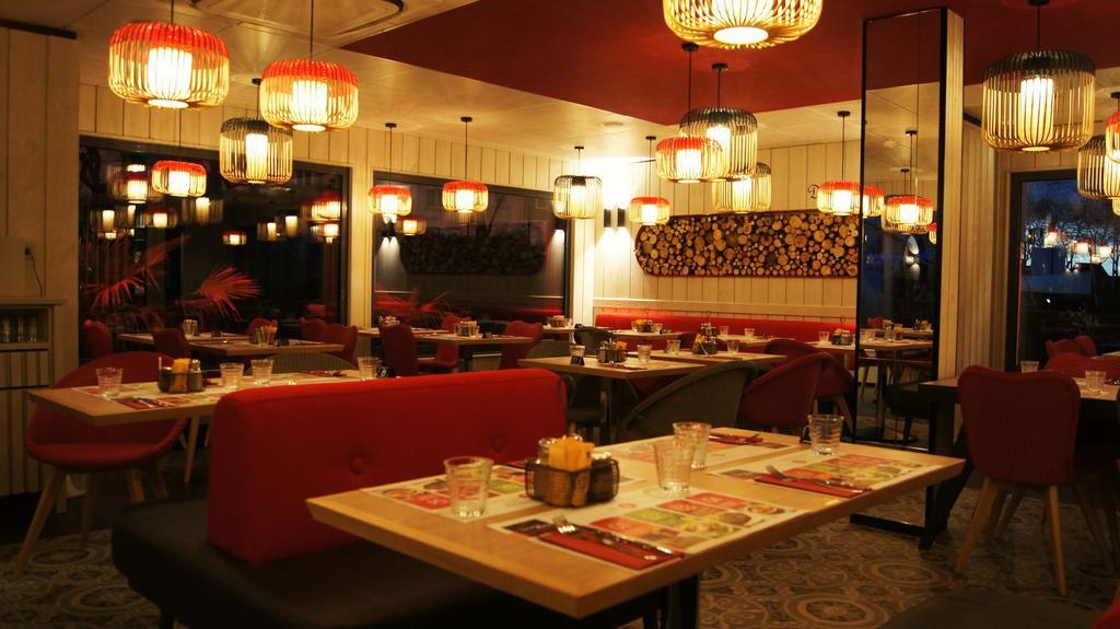 Ibis Est Pontlieue 3*